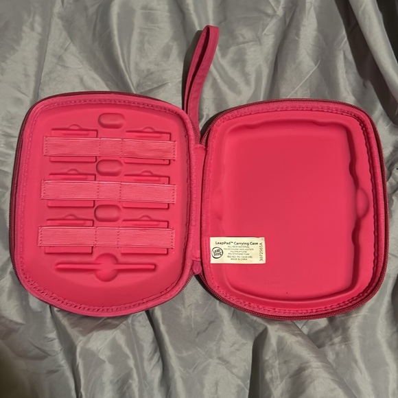 Barbie Leap Frog LeapPad 2 Carrying Case - Picture 3 of 7